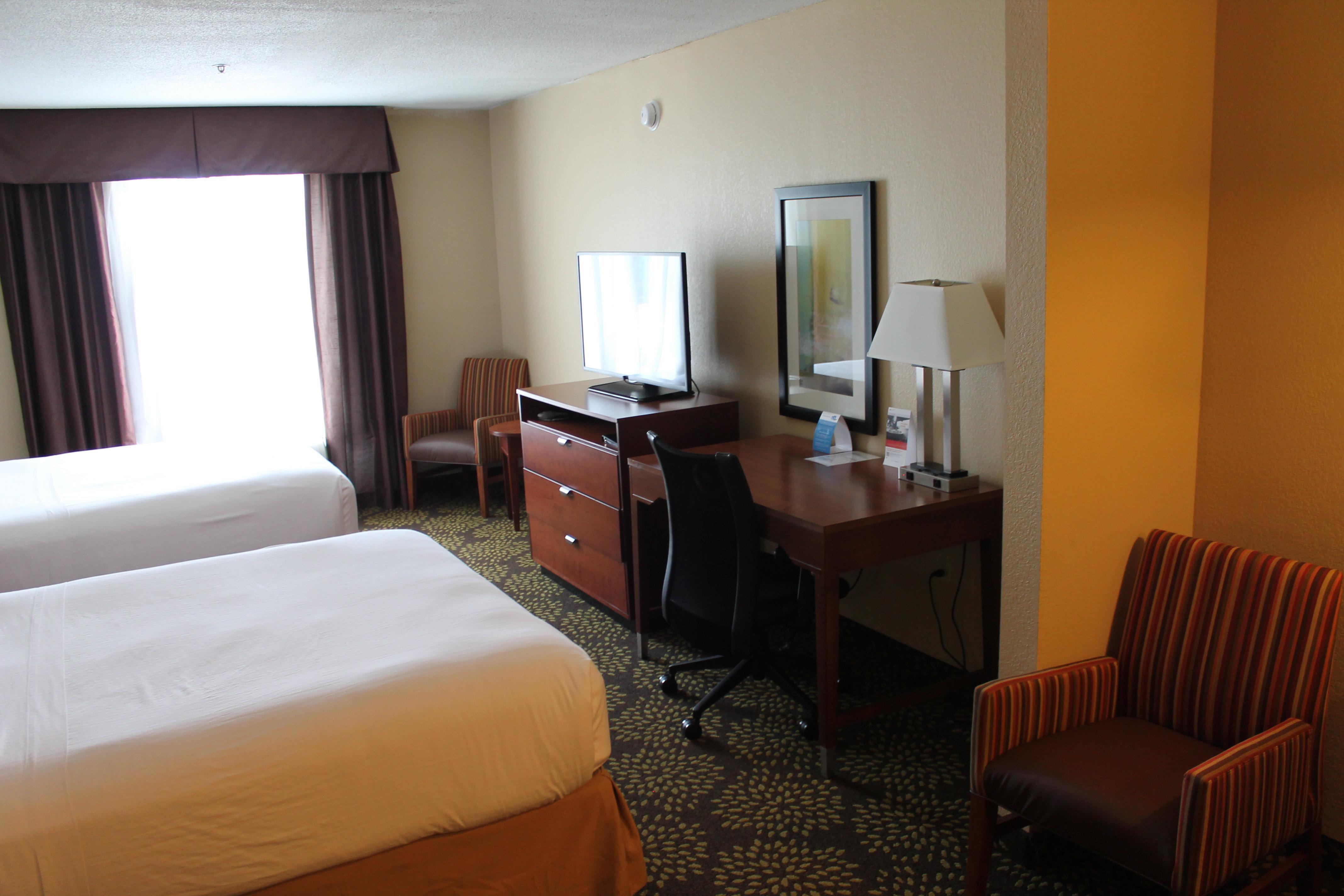 Holiday Inn Express Hotel & Suites Starkville, An Ihg Hotel Экстерьер фото