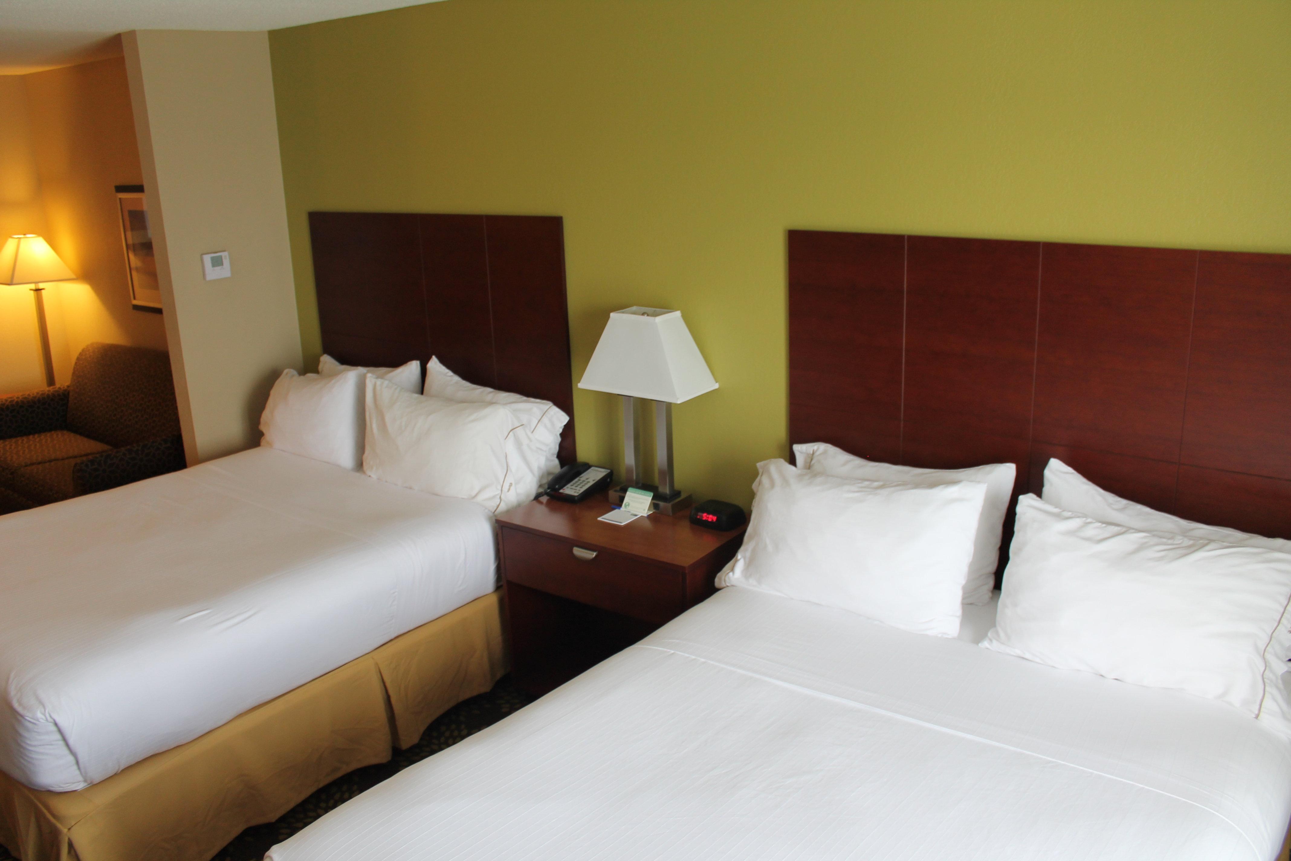 Holiday Inn Express Hotel & Suites Starkville, An Ihg Hotel Экстерьер фото