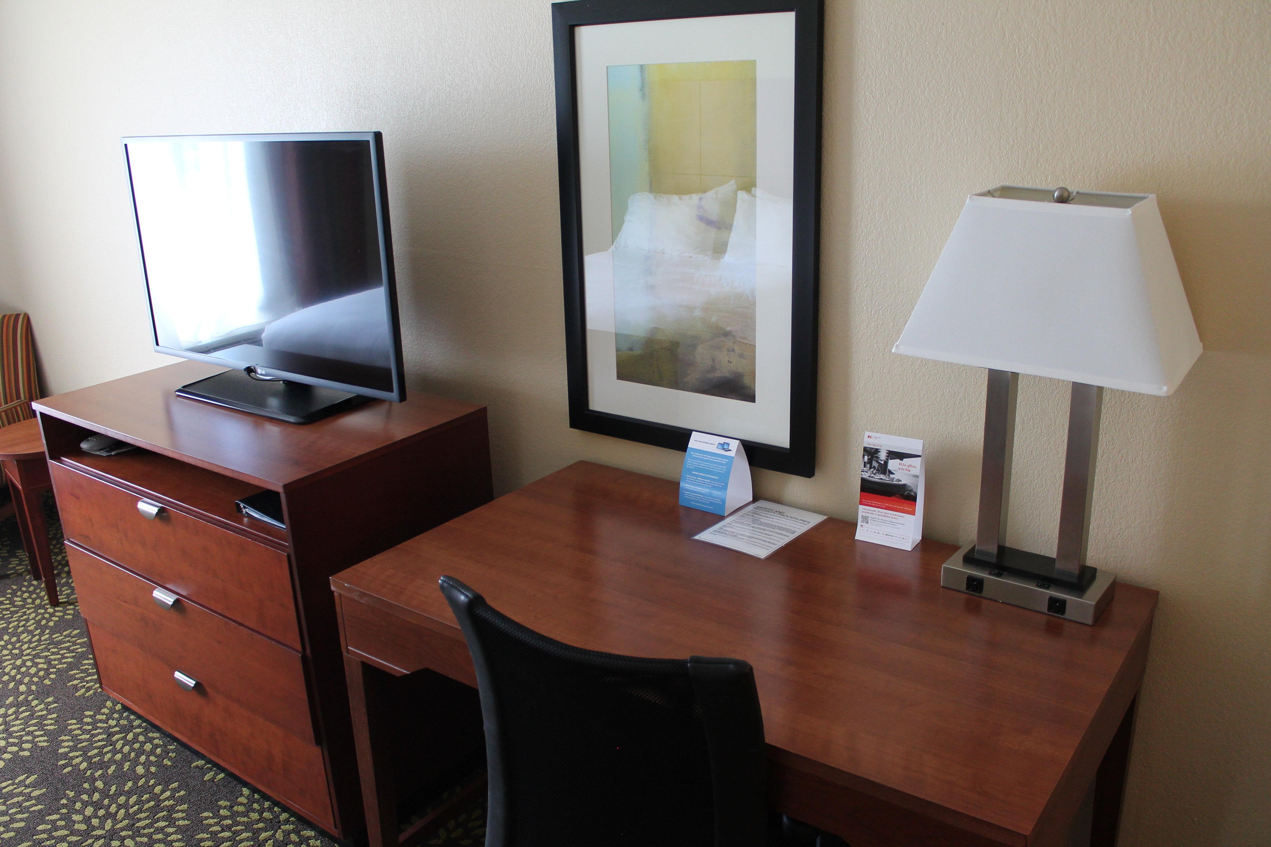 Holiday Inn Express Hotel & Suites Starkville, An Ihg Hotel Экстерьер фото