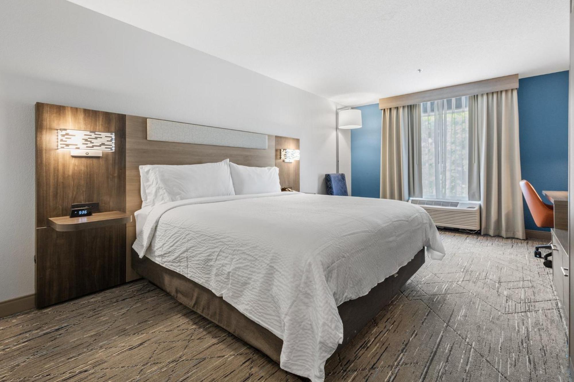 Holiday Inn Express Hotel & Suites Starkville, An Ihg Hotel Экстерьер фото
